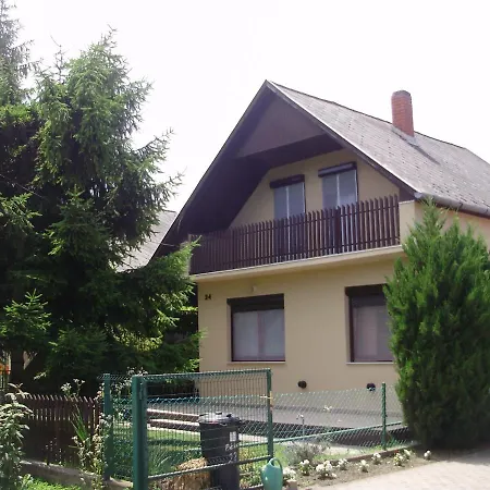 Szatmari Vendeghaz Balatonlelle