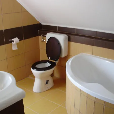 Tatil Evi Szatmari Vendeghaz *