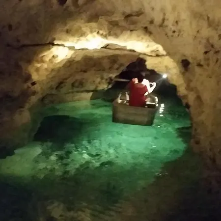 Szatmari Vendeghaz *