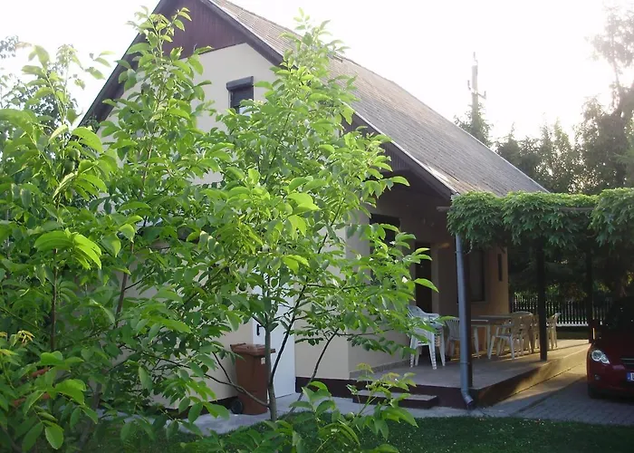 Dom wakacyjny Szatmari Vendeghaz Balatonlelle